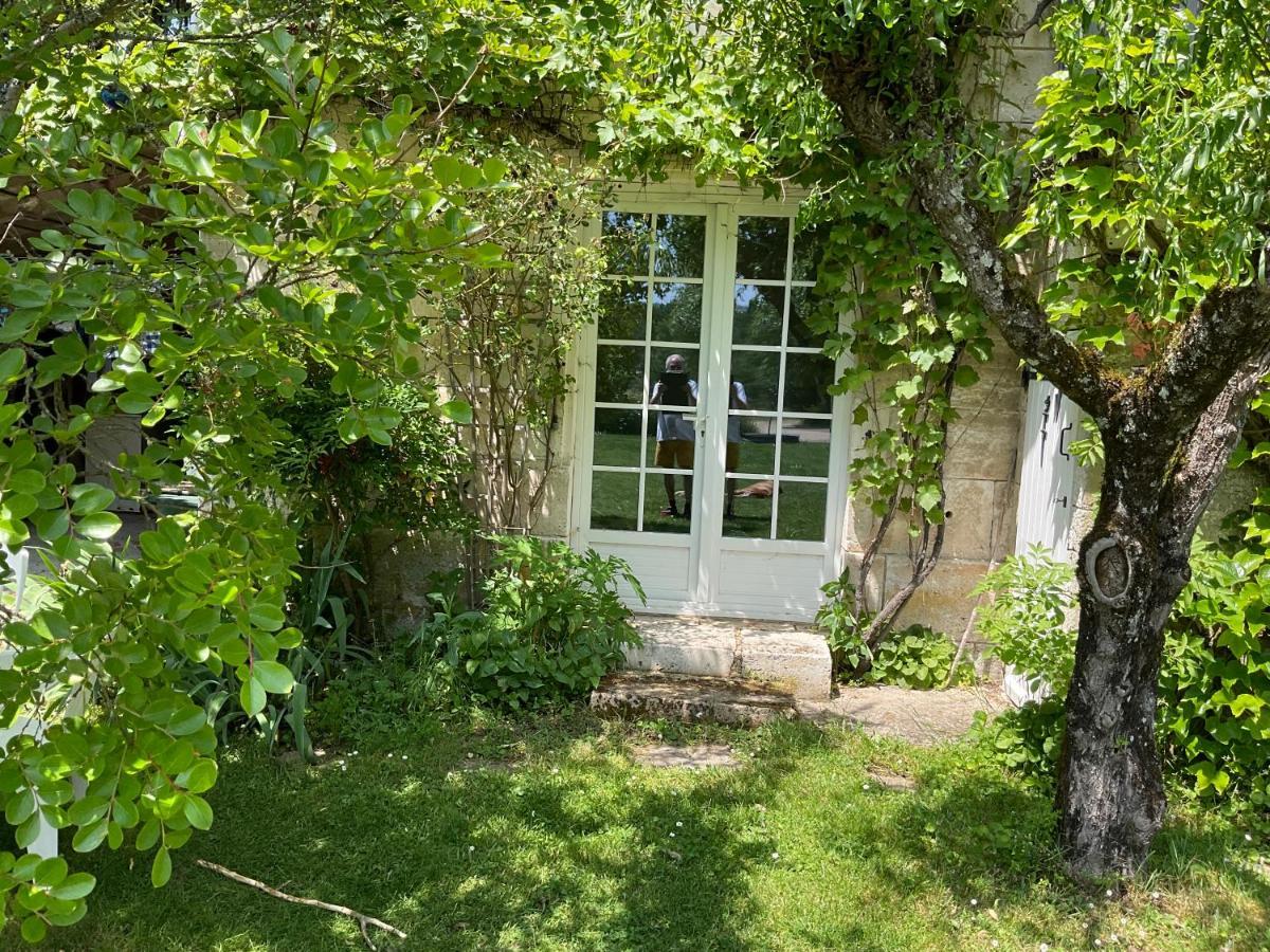 Vila Les Petits Vingnes Edon Exteriér fotografie